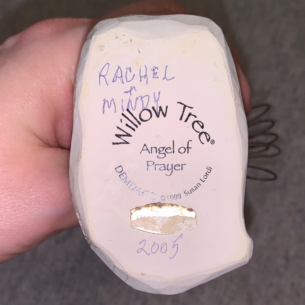 Willow Tree Angel of Prayer Figurine by Susan Lordi with Wire Wings - Picture 3 of 6